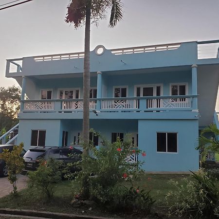 Tranquility Suites- Feels Like Home Choiseul Bagian luar foto