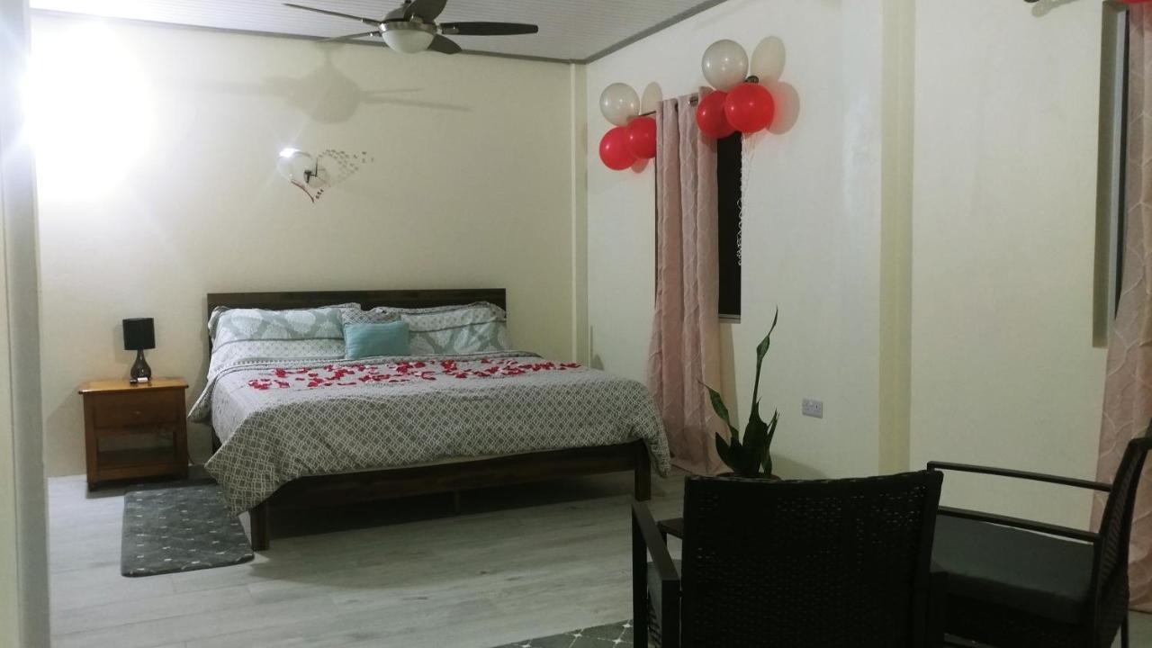 Tranquility Suites- Feels Like Home Choiseul Bagian luar foto