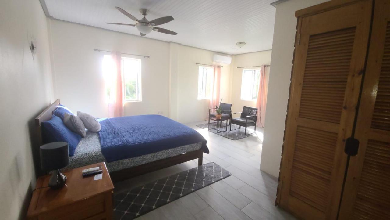 Tranquility Suites- Feels Like Home Choiseul Bagian luar foto