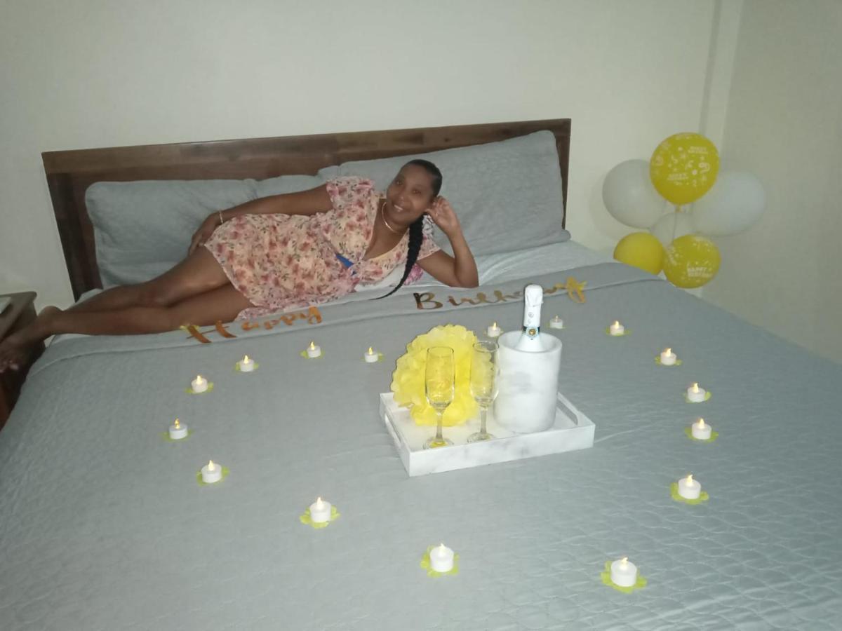 Tranquility Suites- Feels Like Home Choiseul Bagian luar foto