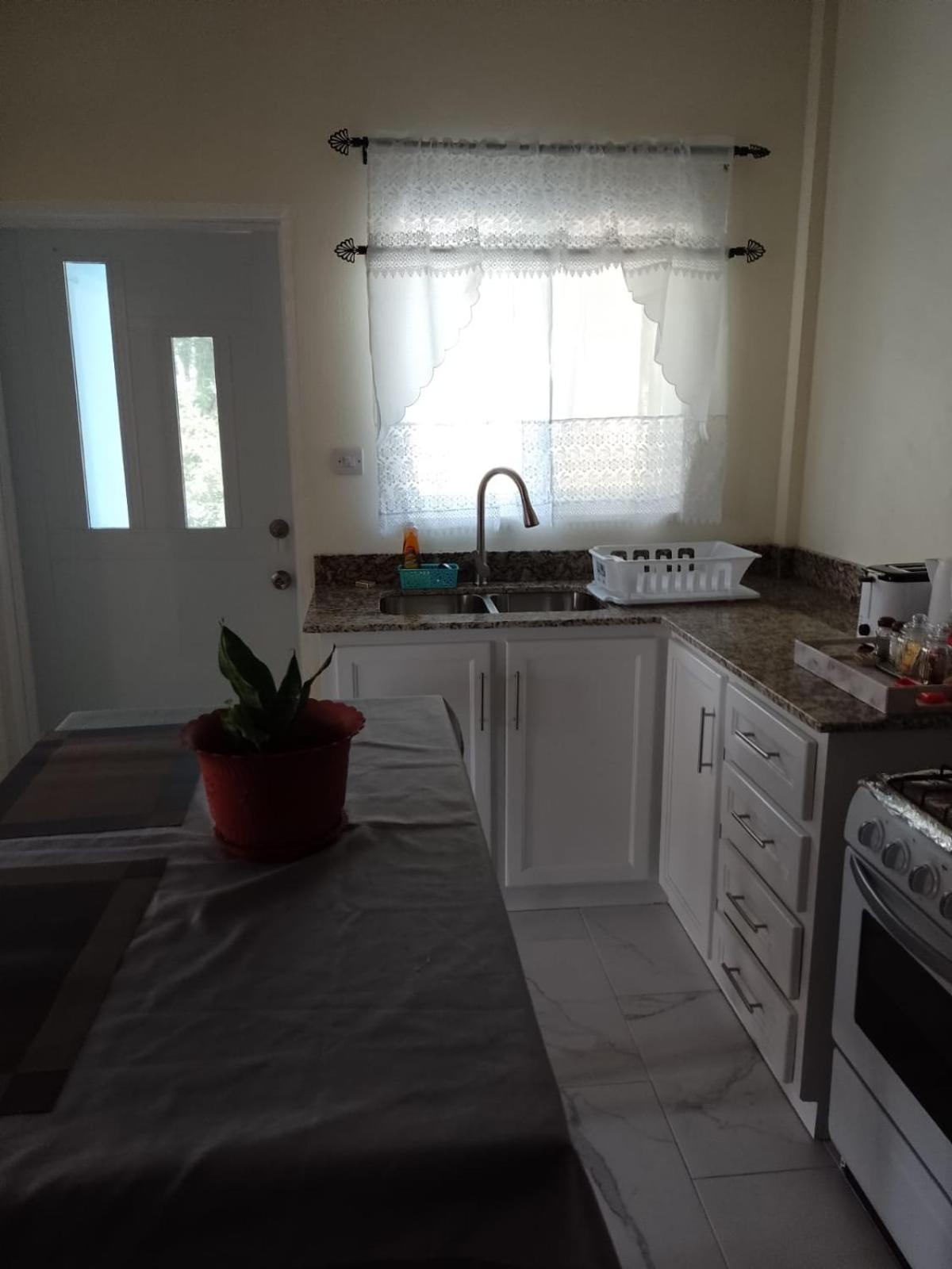 Tranquility Suites- Feels Like Home Choiseul Bagian luar foto