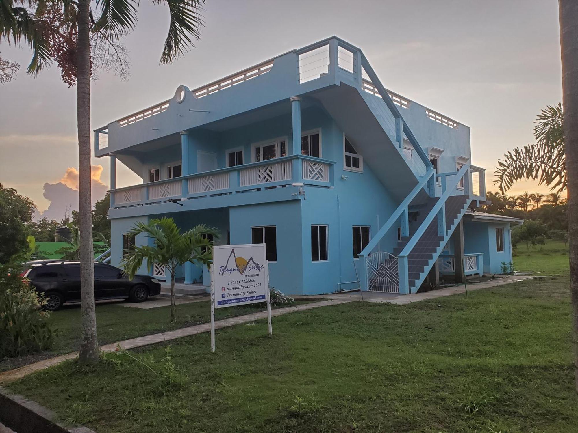 Tranquility Suites- Feels Like Home Choiseul Bagian luar foto